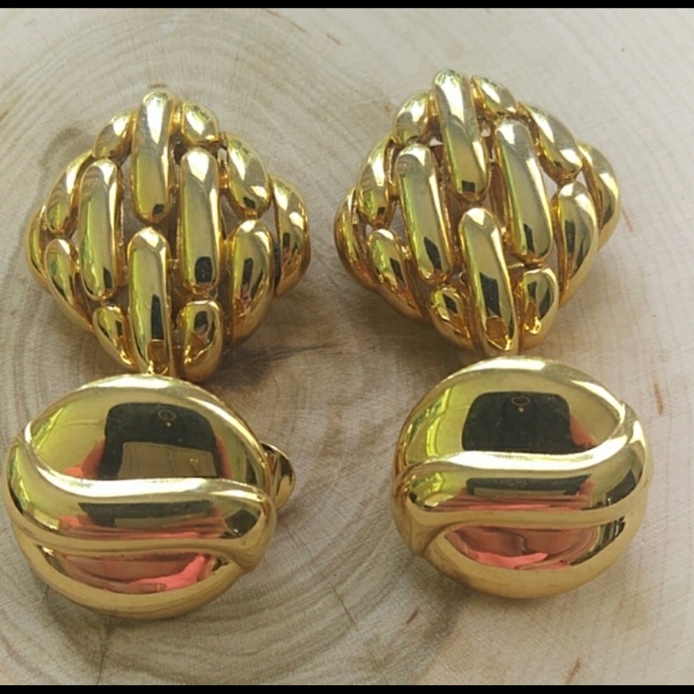 Vintage clip on gold metal earring bundle